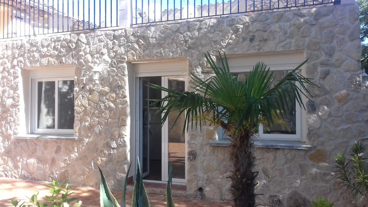 Le Saint Victor Hotel Mirabel-aux-Baronnies Buitenkant foto